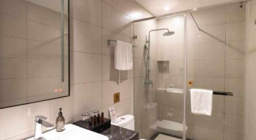 Home Inn Kunming Baita Road Esterno foto